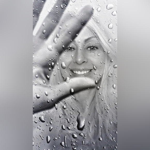 Living in the PNW!! 🌙✨☀️🏔🌦✨ - Picture 1 of 4